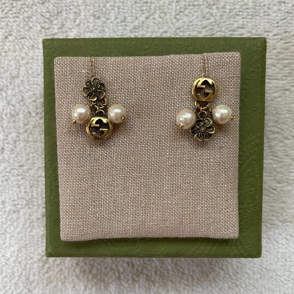 Gucci gold earrings with pearls for pierced ears - Picture 1 of 10